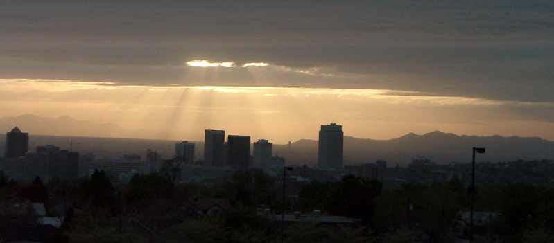 slc01.jpg 12.5K